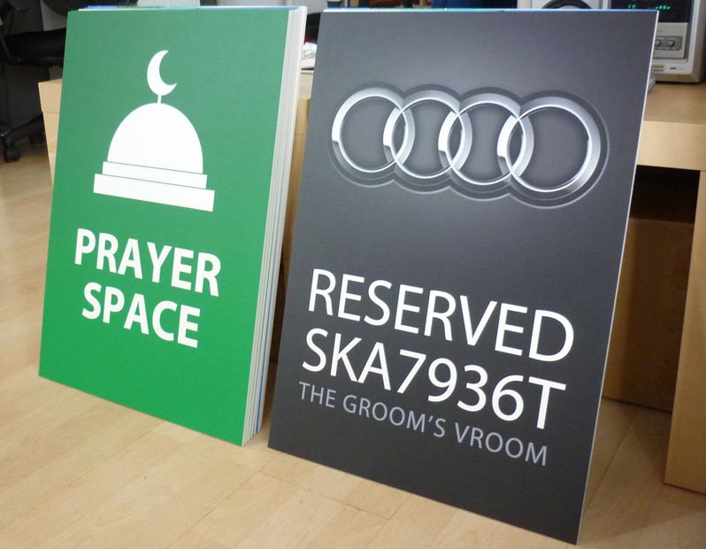 mounting_posters_dubai